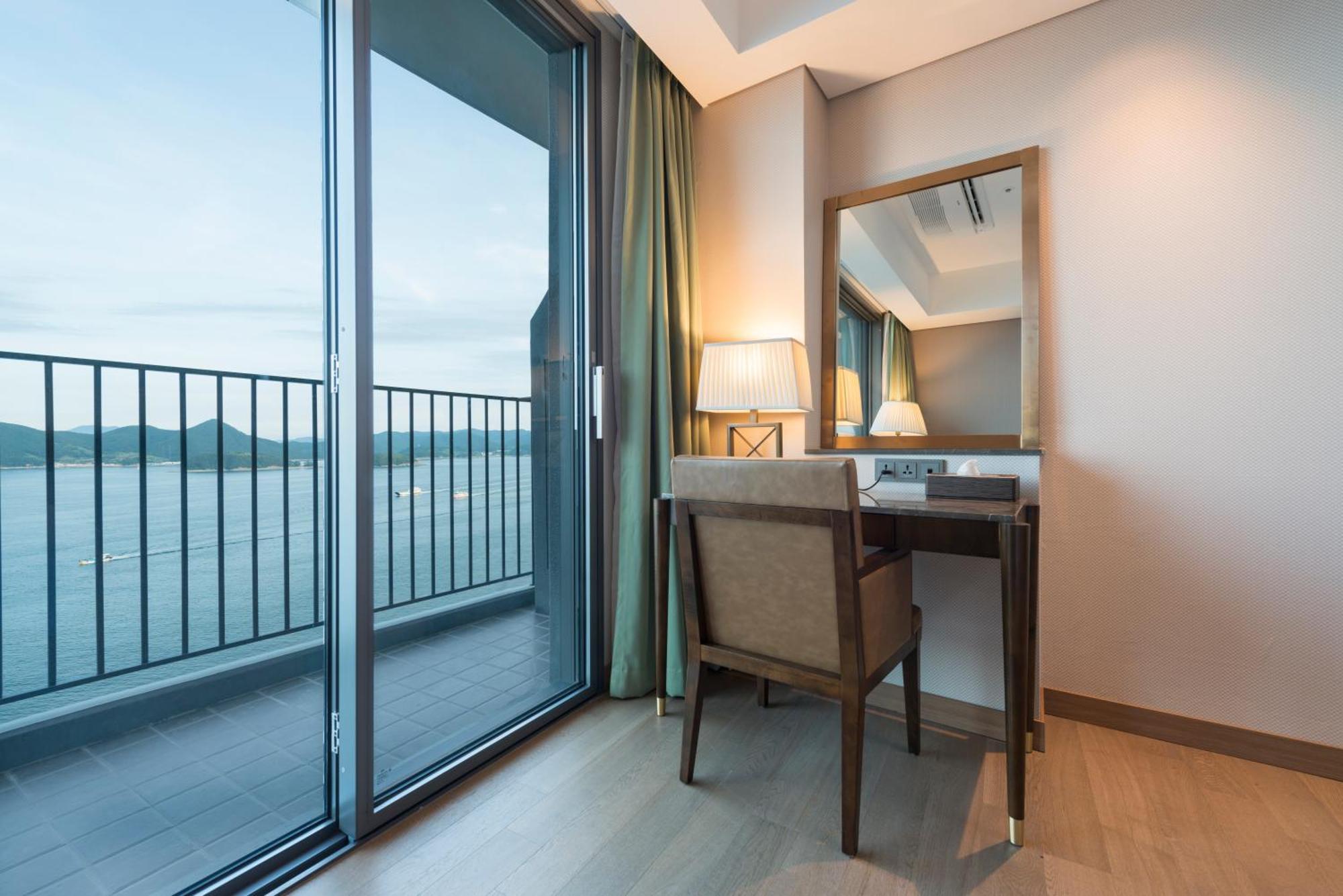 Stanford Hotel&Resort Tongyeong Chambre photo