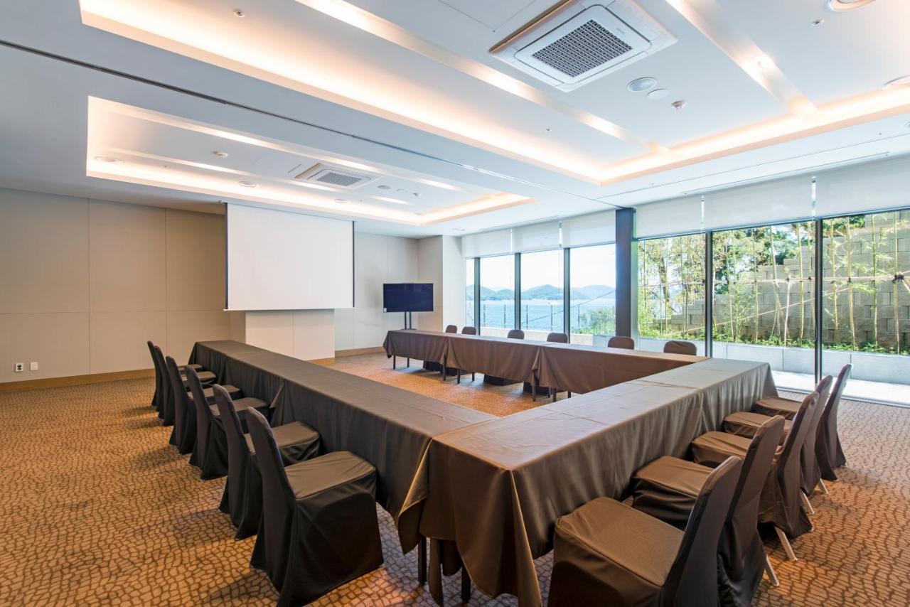 Stanford Hotel&Resort Tongyeong Extérieur photo